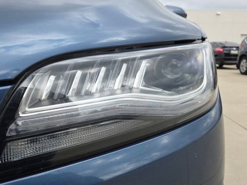 Used 2019 Lincoln MKZ Reserve w/ Reserve Plus Package image 9