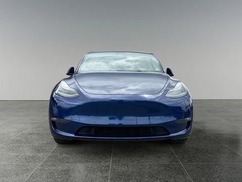 Used 2021 Tesla Model Y Long Range AWD/4WD image 9