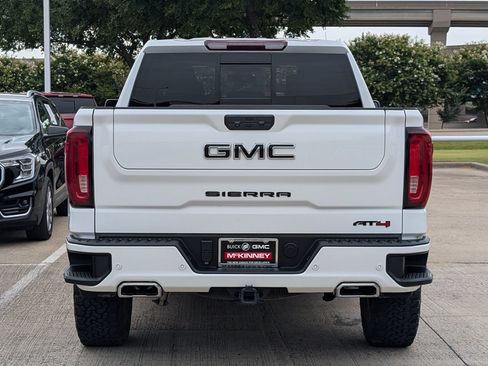 Used 2023 GMC Sierra 1500 AT4 w/ AT4 Premium Package AWD/4WD image 5