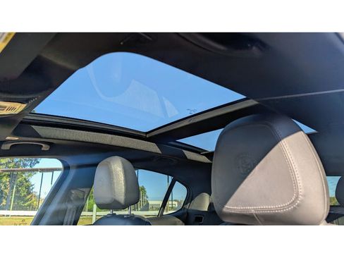 Used 2022 Alfa Romeo Stelvio Ti image 17