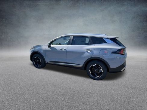 Used 2026 Kia Sportage EX image 16