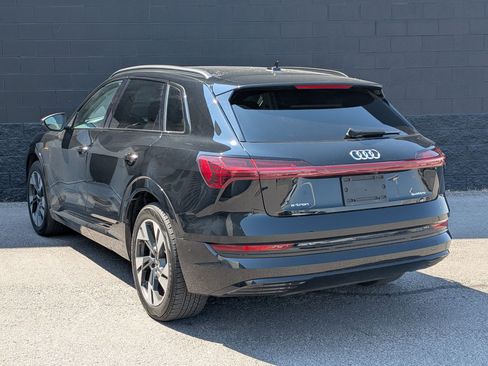 Used 2023 Audi e-tron Premium AWD/4WD image 7