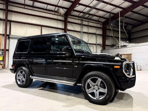 Used 2016 Mercedes-Benz G 550 image 3