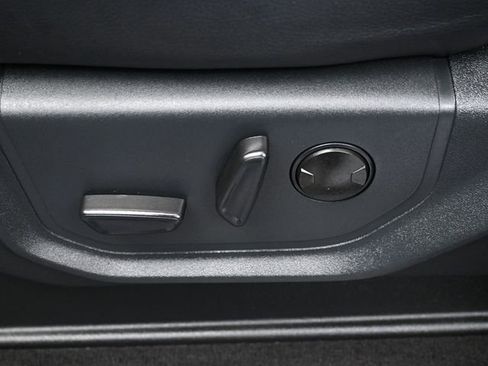 Used 2022 Ford F250 Lariat w/ Lariat Ultimate Package image 12