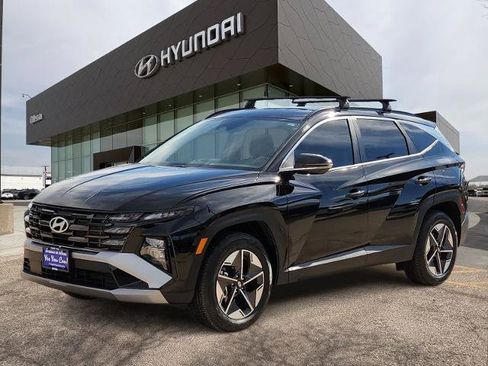 Certified 2025 Hyundai Tucson SEL image 1