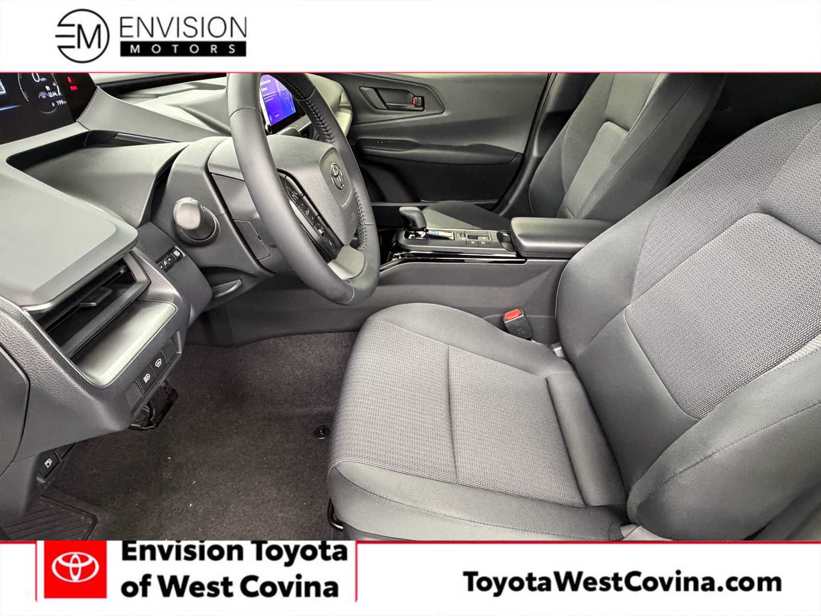 New 2027 Toyota Prius LE FWD image 17