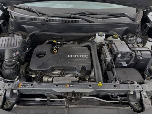 Used 2020 Chevrolet Equinox LS w/ LS Convenience Package image 30