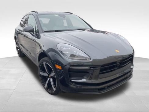 Used 2024 Porsche Macan AWD/4WD image 1
