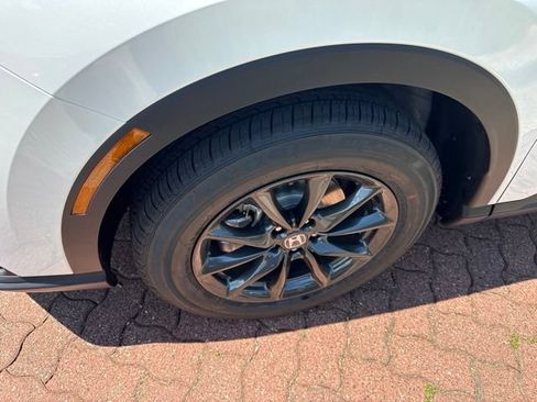 New 2026 Honda CR-V EX-L image 4
