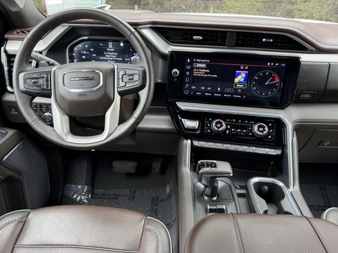 Used 2023 GMC Sierra 1500 Denali w/ Denali Reserve Package image 27