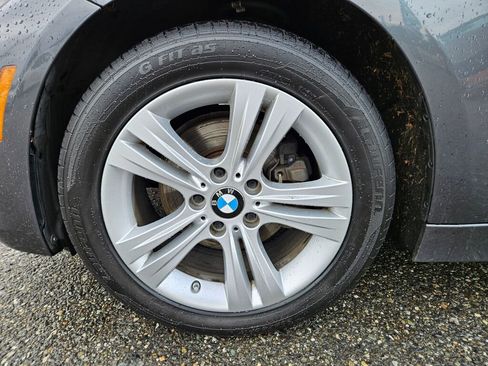 Used 2017 BMW 330i xDrive Sedan image 18