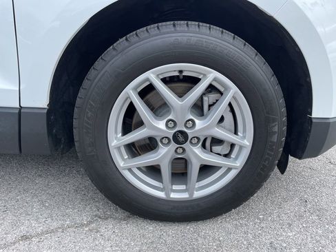 Used 2024 Ford Edge SEL image 52