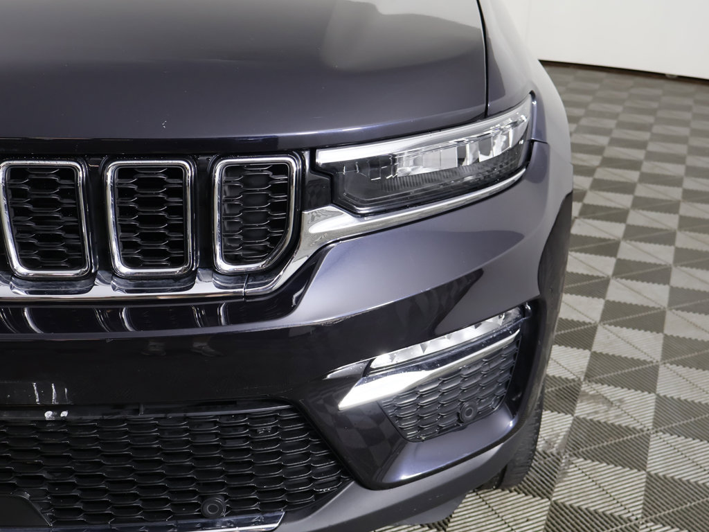 Used 2022 Jeep Grand Cherokee Limited 4xe w/ Luxury Tech Group II AWD/4WD image 19