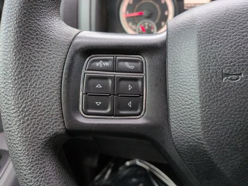Used 2018 RAM 1500 Classic SLT AWD/4WD image 22