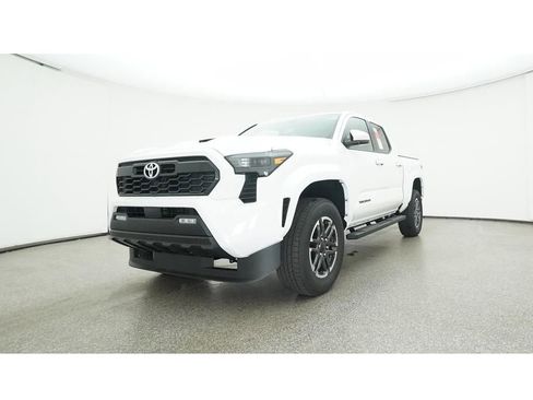 Used 2024 Toyota Tacoma TRD Sport image 33