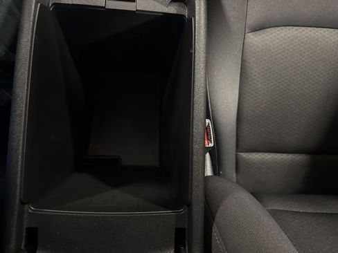 Used 2025 Chevrolet Malibu LT image 25