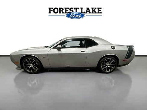 Used 2016 Dodge Challenger R/T Scat Pack image 4