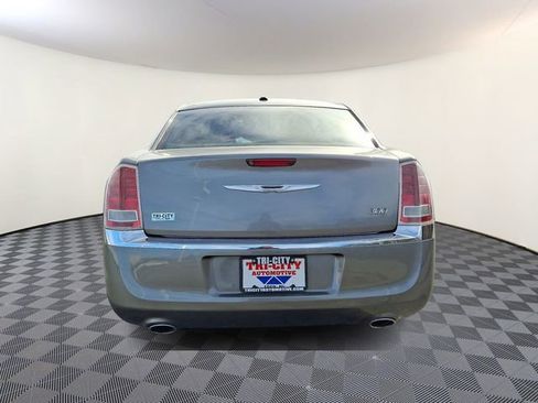 Used 2012 Chrysler 300 Limited image 5