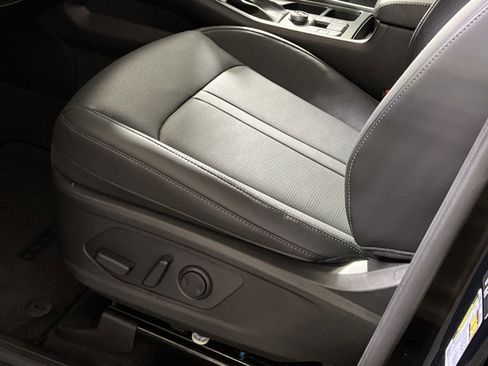 New 2026 Kia Sorento S image 12