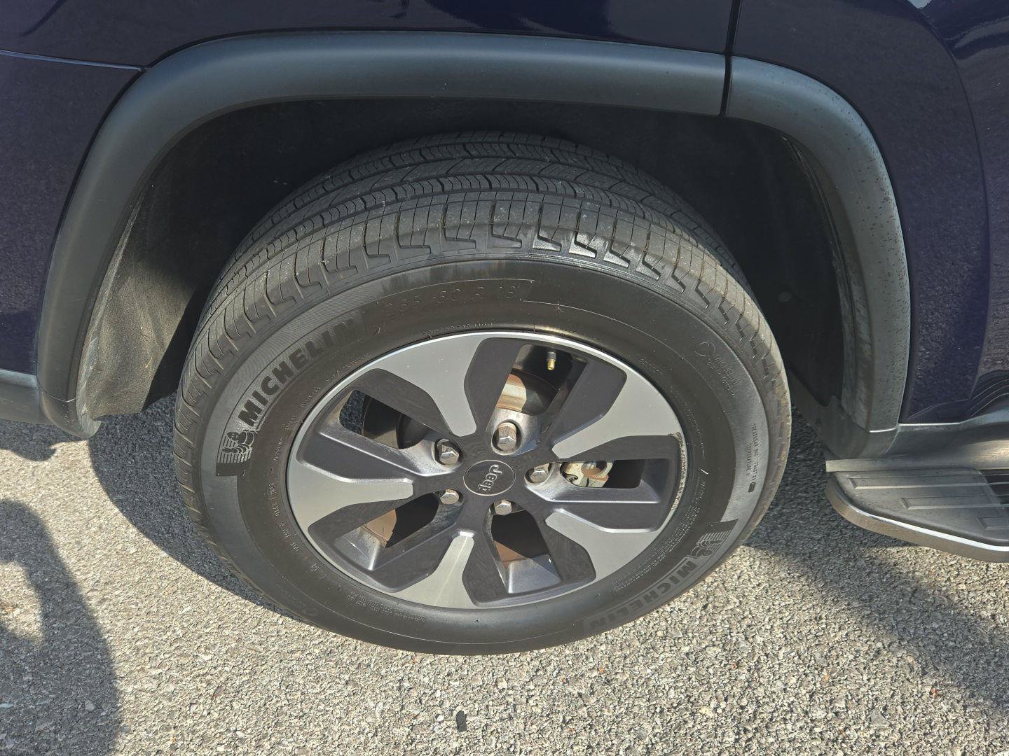 Used 2013 Jeep Grand Cherokee Limited AWD/4WD image 10