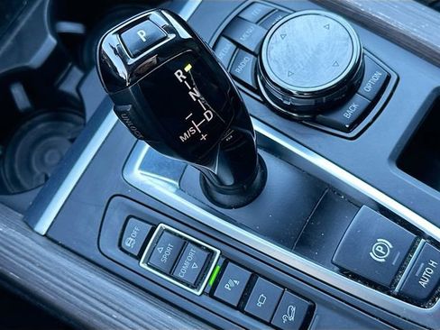 Used 2014 BMW X5 xDrive50i image 16