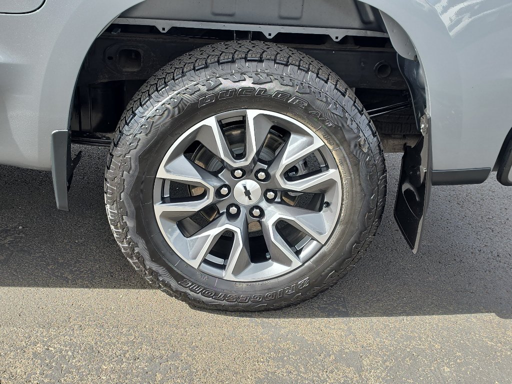 Used 2023 Chevrolet Silverado 1500 RST w/ Z71 Off-Road Package AWD/4WD image 10