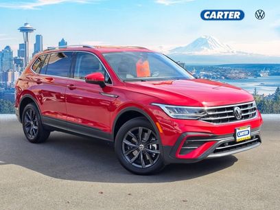 Used 2024 Volkswagen Tiguan SE