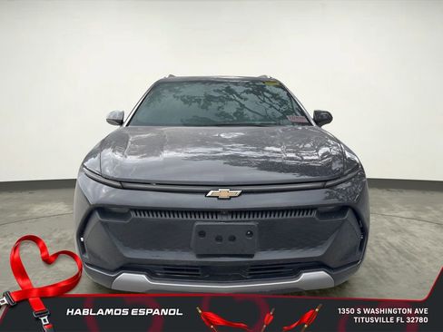 Used 2025 Chevrolet Equinox EV LT image 8