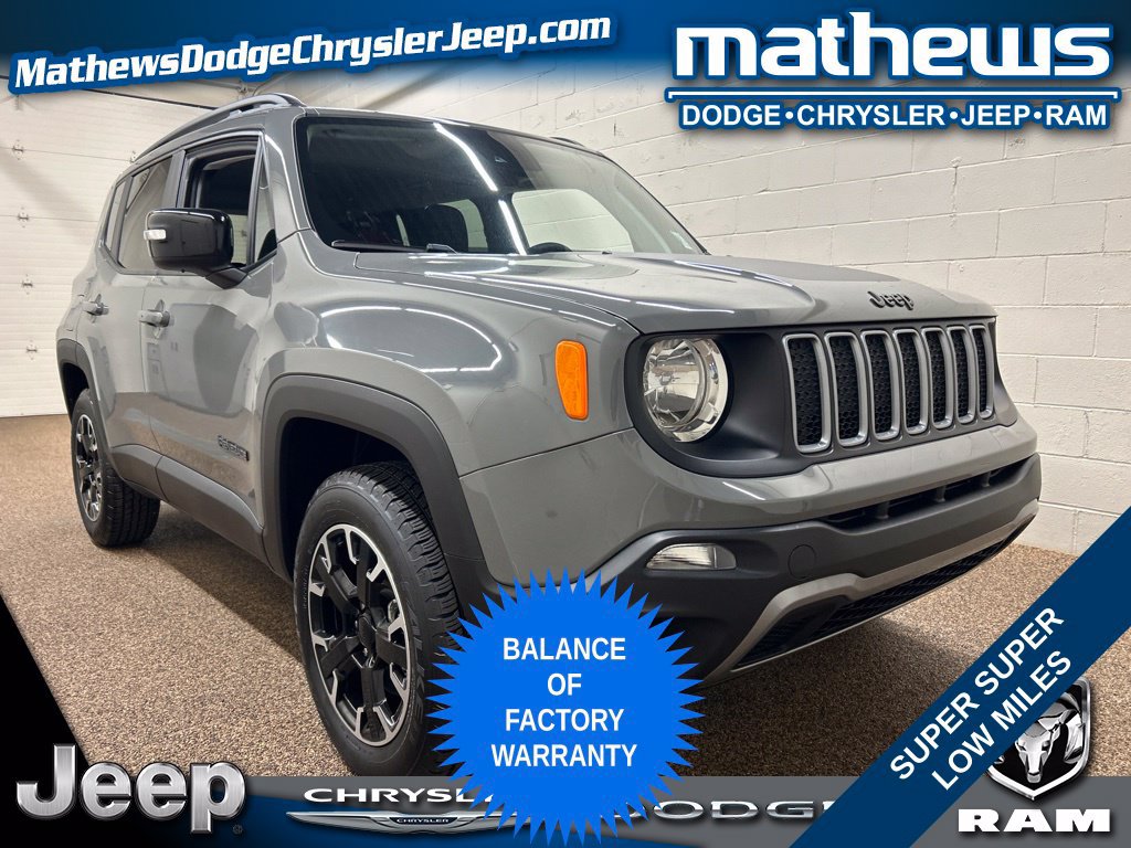 Used 2023 Jeep Renegade Latitude AWD/4WD image 1