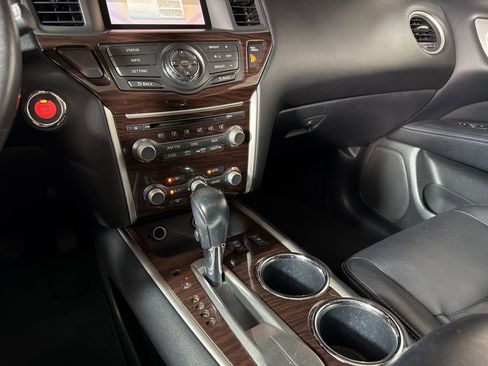 Used 2013 Nissan Pathfinder SL w/ SL Premium Pkg FWD image 24