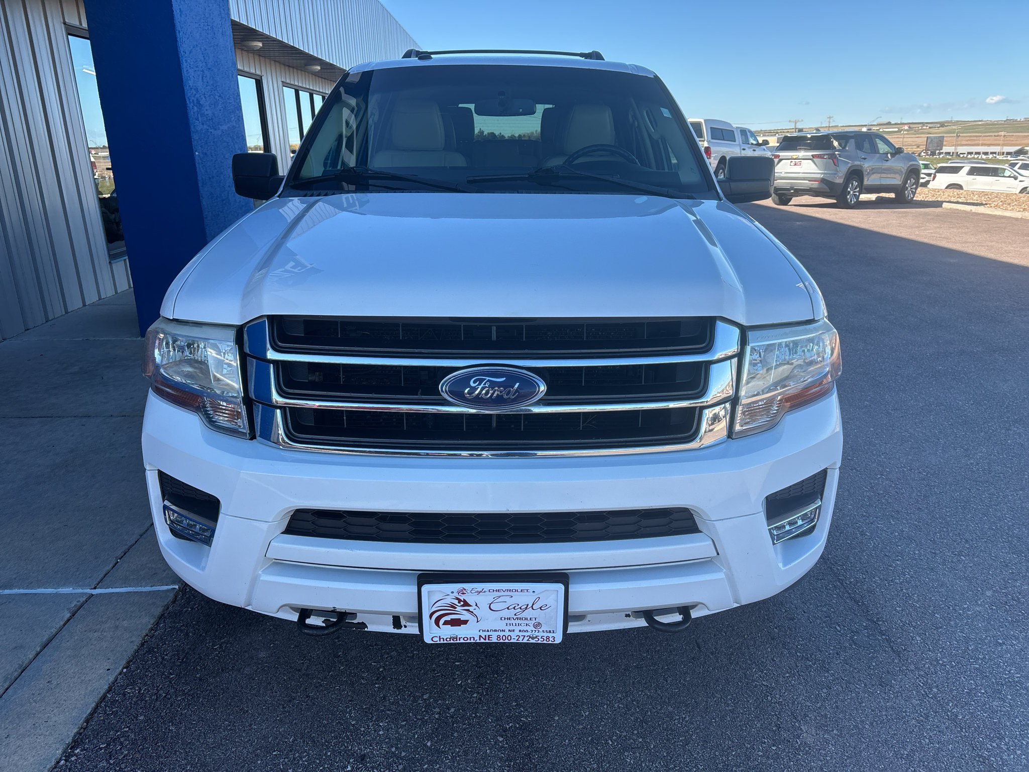 Used 2015 Ford Expedition EL XLT w/ Equipment Group 202A AWD/4WD image 3