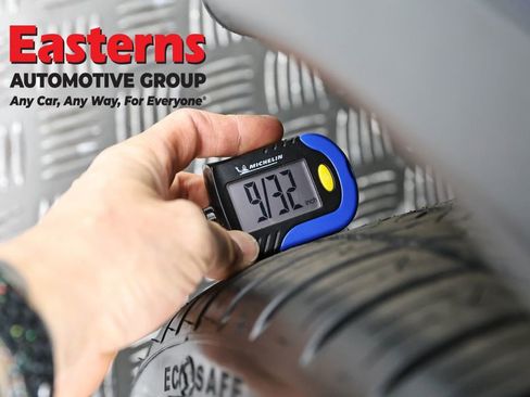 Used 2021 Tesla Model Y Performance image 26