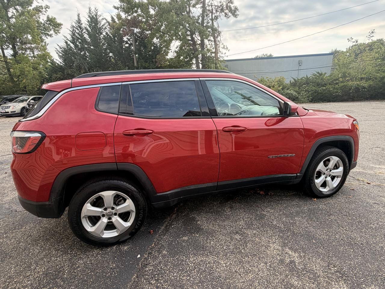 Used 2018 Jeep Compass Latitude AWD/4WD image 7