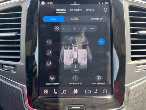 Certified 2025 Volvo XC90 B5 Core AWD/4WD image 18