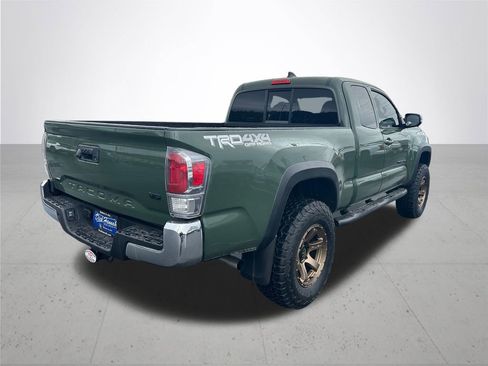 Used 2021 Toyota Tacoma TRD Off-Road w/ TRD Premium Off Road Package AWD/4WD image 7