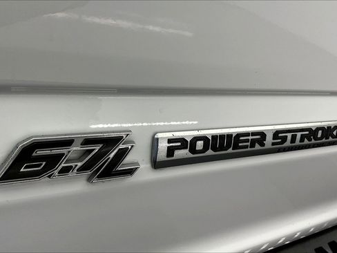 Used 2020 Ford F250 Lariat w/ Lariat Value Package image 32