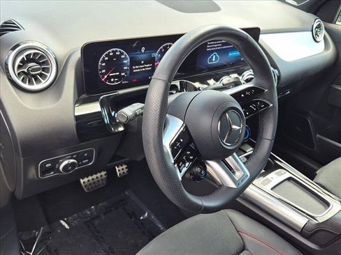 Used 2026 Mercedes-Benz GLA 35 AMG 4MATIC image 10