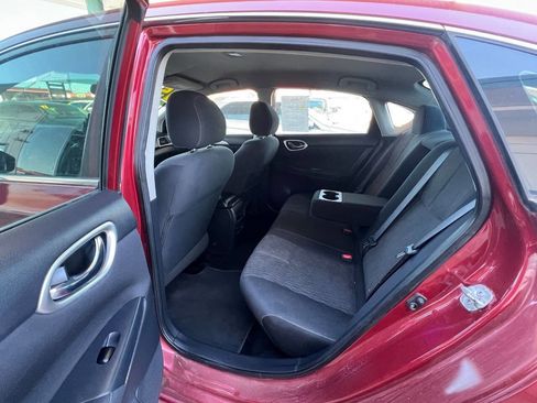 Used 2015 Nissan Sentra SV FWD image 13