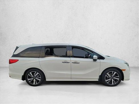 Used 2019 Honda Odyssey Elite image 4