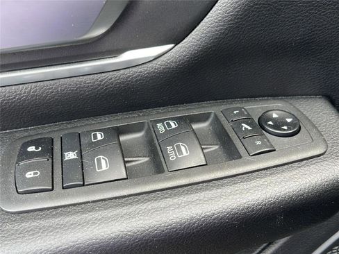 Used 2021 RAM 1500 Big Horn AWD/4WD image 24