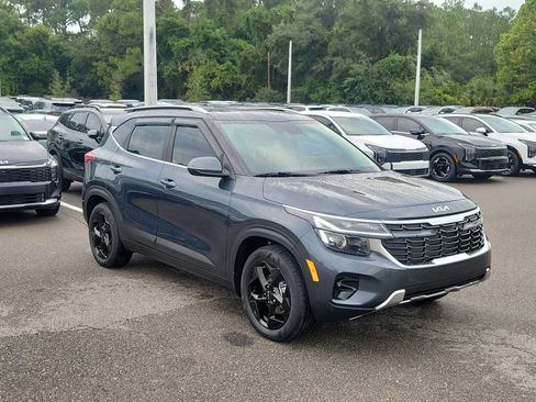 Certified 2026 Kia Seltos EX w/ EX Sunroof Package FWD image 39