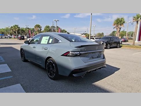 New 2026 Nissan Sentra SR FWD image 29