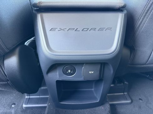 New 2025 Ford Explorer Active image 24