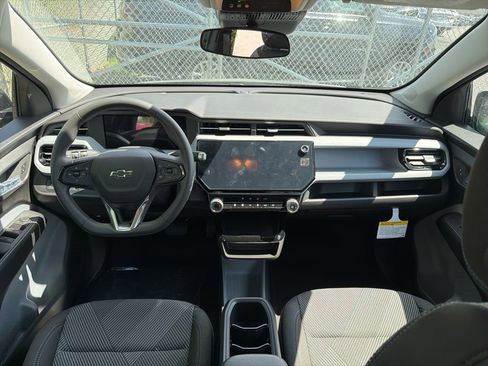 New 2027 Chevrolet Bolt LT FWD image 5