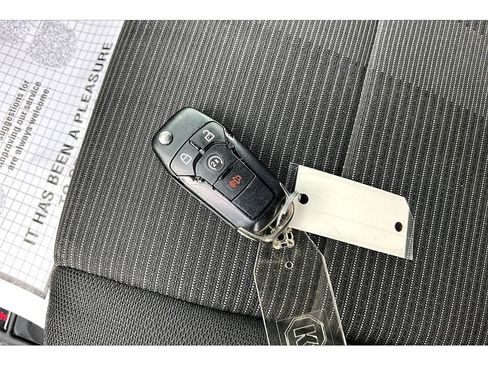 Used 2016 Ford F150 XLT w/ Equipment Group 302A Luxury image 12