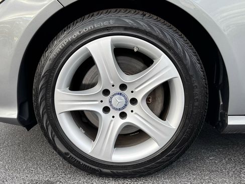 Used 2014 Mercedes-Benz E 350 4MATIC Wagon image 7