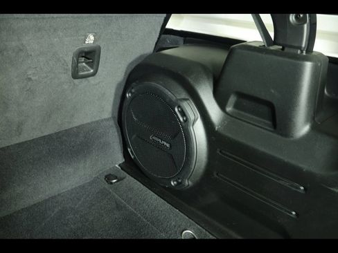Used 2023 Jeep Wrangler Unlimited Sahara w/ Cold Weather Group AWD/4WD image 16