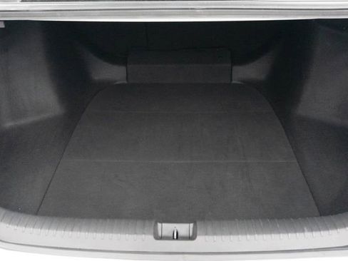 Certified 2023 Honda Accord EX image 9