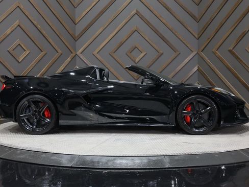 Used 2024 Chevrolet Corvette Z06 w/ Stealth Interior Trim Package image 12