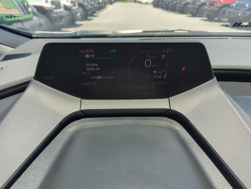 Used 2025 Toyota Prius LE FWD image 35